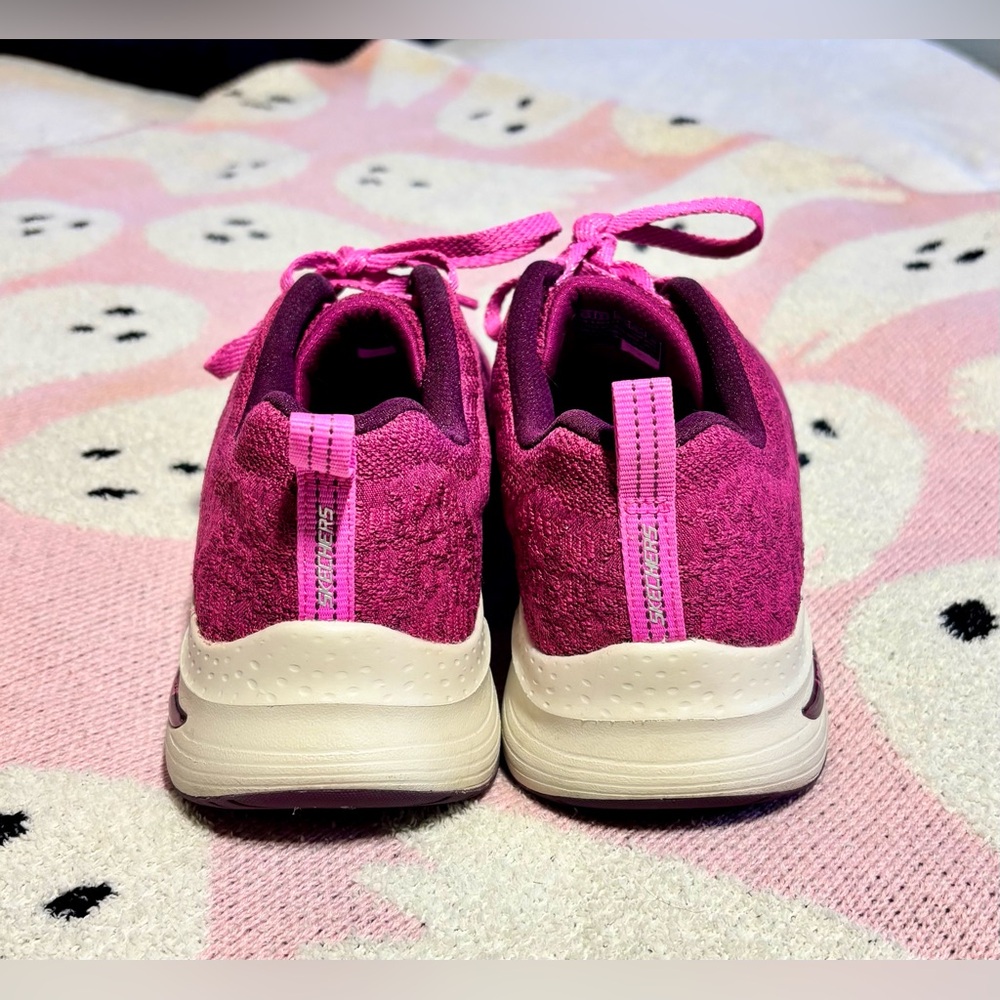 Skechers Women's Arch Fit Slip-On Knit Sneakers in Hot Purple - Picture 2 of 4